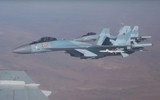 [ẢNH] Su-35 Nga bất chợt áp sát khiến ‘thần biển’ P-8A Mỹ loạng choạng trên không trung