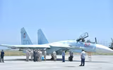 [ẢNH] Su-35 Nga bất chợt áp sát khiến ‘thần biển’ P-8A Mỹ loạng choạng trên không trung