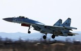 [ẢNH] Su-35 Nga bất chợt áp sát khiến ‘thần biển’ P-8A Mỹ loạng choạng trên không trung