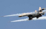 [ẢNH] Su-35 Nga bất chợt áp sát khiến ‘thần biển’ P-8A Mỹ loạng choạng trên không trung