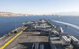 [ẢNH] Siêu tàu đổ bộ Mỹ chở đầy máy bay tàng hình F-35B tới biển Đông