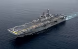 [ẢNH] Siêu tàu đổ bộ Mỹ chở đầy máy bay tàng hình F-35B tới biển Đông