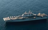 [ẢNH] Siêu tàu đổ bộ Mỹ chở đầy máy bay tàng hình F-35B tới biển Đông