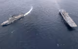 [ẢNH] Siêu tàu đổ bộ Mỹ chở đầy máy bay tàng hình F-35B tới biển Đông
