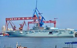 [ẢNH] Boong chưa hoàn thiện, Trung Quốc vẫn hạ thủy tàu sân bay trực thăng thứ hai