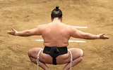 [ẢNH] Võ sĩ sumo đầu tiên của Nhật Bản tử vong vì dịch Covid-19