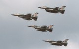 [ẢNH] F-16 Venezuela bay cắt mặt tàu chiến Mỹ để hộ tống tàu chở dầu Iran