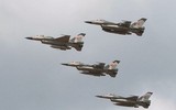 [ẢNH] F-16 Venezuela bay cắt mặt tàu chiến Mỹ để hộ tống tàu chở dầu Iran