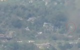 [ẢNH] Phiến quân Syria dùng tên lửa TOW Mỹ hủy diệt xe tăng T-72 Syria