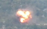 [ẢNH] Phiến quân Syria dùng tên lửa TOW Mỹ hủy diệt xe tăng T-72 Syria