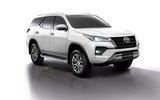 [ẢNH] Toyota Fortuner 2021 ra mắt nhiều thay đổi với giá từ 1,1 tỷ đồng
