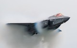 [ẢNH] Tiêm kích tàng hình F-35A Mỹ bất ngờ gãy càng đáp, phi công kịp thoát hiểm