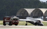 [ẢNH] Tiêm kích tàng hình F-35A Mỹ bất ngờ gãy càng đáp, phi công kịp thoát hiểm