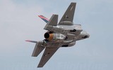 [ẢNH] Tiêm kích tàng hình F-35A Mỹ bất ngờ gãy càng đáp, phi công kịp thoát hiểm
