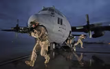 [ẢNH] Máy bay C-130H của Mỹ đâm vào tường ở Iraq