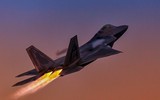 [ẢNH] ‘Chim ăn thịt’ F-22 Mỹ áp sát ‘gấu bay’ Tu-95MS Nga