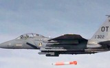 [ẢNH] F-15E thử nghiệm thành công khả năng mang bom hạt nhân B61-12