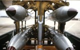 [ẢNH] F-15E thử nghiệm thành công khả năng mang bom hạt nhân B61-12