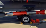 [ẢNH] F-15E thử nghiệm thành công khả năng mang bom hạt nhân B61-12