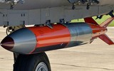 [ẢNH] F-15E thử nghiệm thành công khả năng mang bom hạt nhân B61-12
