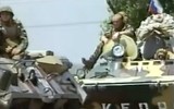 [ẢNH] Tổng thống Putin từng chỉ đạo lính dù Nga chiếm sân bay Kosovo để đàm phán với NATO