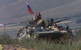 [ẢNH] Tổng thống Putin từng chỉ đạo lính dù Nga chiếm sân bay Kosovo để đàm phán với NATO