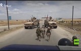 [ẢNH] Xe bọc thép Mỹ lao thẳng vào húc thiết giáp BTR-80 Nga tại Syria