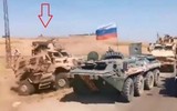 [ẢNH] Xe bọc thép Mỹ lao thẳng vào húc thiết giáp BTR-80 Nga tại Syria