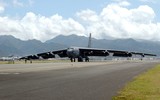 [ẢNH] ‘Pháo đài bay’ B-52 Mỹ xâm nhập 'sân sau' của Nga