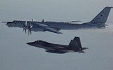 [ẢNH] Mỹ buộc phải điều F-22 lên chặn trinh sát cơ khổng lồ Tu-142 của Nga