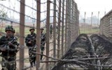 [ẢNH] Đấu súng ở biên giới Ấn Độ - Pakistan