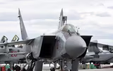 [ẢNH] Quan chức Nga bán tiêm kích MiG-31 cho bạn thân với giá... ngang bát phở