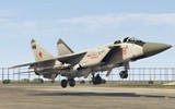 [ẢNH] Quan chức Nga bán tiêm kích MiG-31 cho bạn thân với giá... ngang bát phở