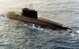 [ẢNH] Cho tàu ngầm Kilo thị uy trên mặt đường, Iran vô tình phơi bày sự thực trớ trêu