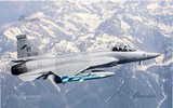 [ẢNH] Đại hạ giá chỉ bằng 1/2 xe tăng, máy bay JF-17 vẫn ế ẩm khiến Trung Quốc cầu cứu Nga