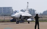 [ẢNH] Đại hạ giá chỉ bằng 1/2 xe tăng, máy bay JF-17 vẫn ế ẩm khiến Trung Quốc cầu cứu Nga