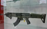 [ẢNH] Súng trường tấn công ‘AK-47 Mỹ’ ra mắt, gây khó chịu cho Nga