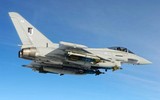 [ẢNH] ‘Cuồng phong Châu Âu’ EF-2000 thách đấu cùng ‘chiến thần’ Su-35 Nga