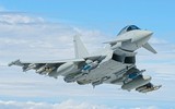 [ẢNH] ‘Cuồng phong Châu Âu’ EF-2000 thách đấu cùng ‘chiến thần’ Su-35 Nga