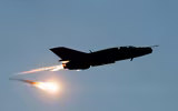 [ẢNH] Phiên bản MiG-21 đặc biệt của NATO vừa lao lên chặn máy bay ném bom Nga