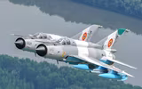 [ẢNH] Phiên bản MiG-21 đặc biệt của NATO vừa lao lên chặn máy bay ném bom Nga
