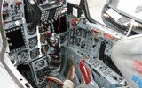 [ẢNH] Phiên bản MiG-21 đặc biệt của NATO vừa lao lên chặn máy bay ném bom Nga