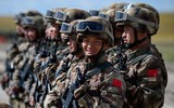 [ẢNH] Ấn Độ triển khai tăng T-90 sát biên giới chặn lính Trung Quốc