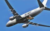 [ẢNH] Căng thẳng lên cao khiến Mỹ điều ‘sát thủ săn ngầm’ P-8A tới sát Trung Quốc