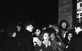 Nhìn lại chuyến đi đầu tiên của ban nhạc The Beatles huyền thoại đến thành phố New York (1)