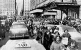 Nhìn lại chuyến đi đầu tiên của ban nhạc The Beatles huyền thoại đến thành phố New York (1)