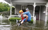 Siêu bão Havery nhấn chìm thành phố Houston