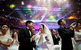 Hàng ngàn cặp đôi làm lễ kết hôn tại Gapyeong, Hàn Quốc