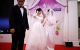 Hàng ngàn cặp đôi làm lễ kết hôn tại Gapyeong, Hàn Quốc