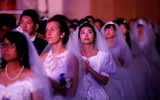 Hàng ngàn cặp đôi làm lễ kết hôn tại Gapyeong, Hàn Quốc